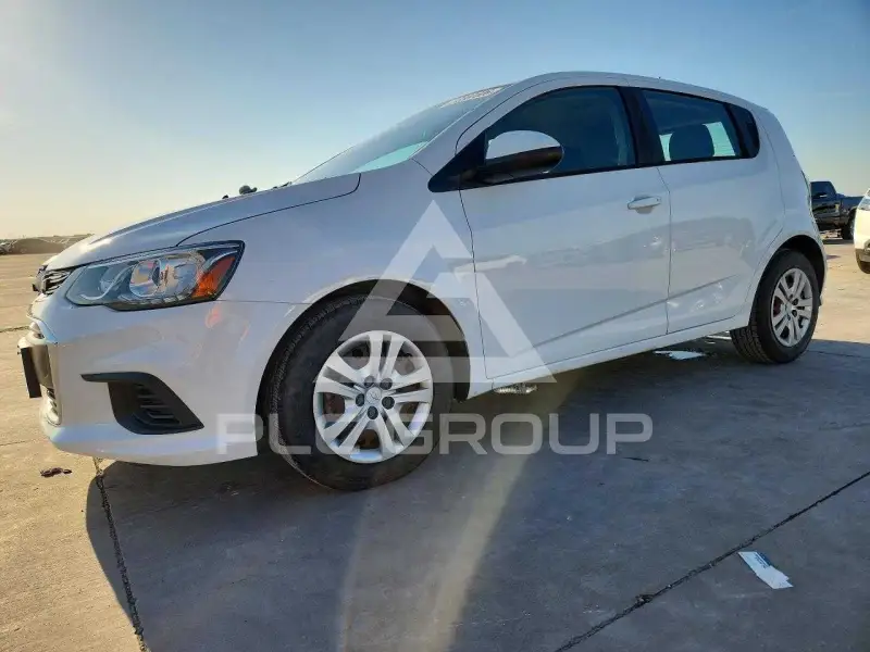 2020 Chevrolet Sonic photo