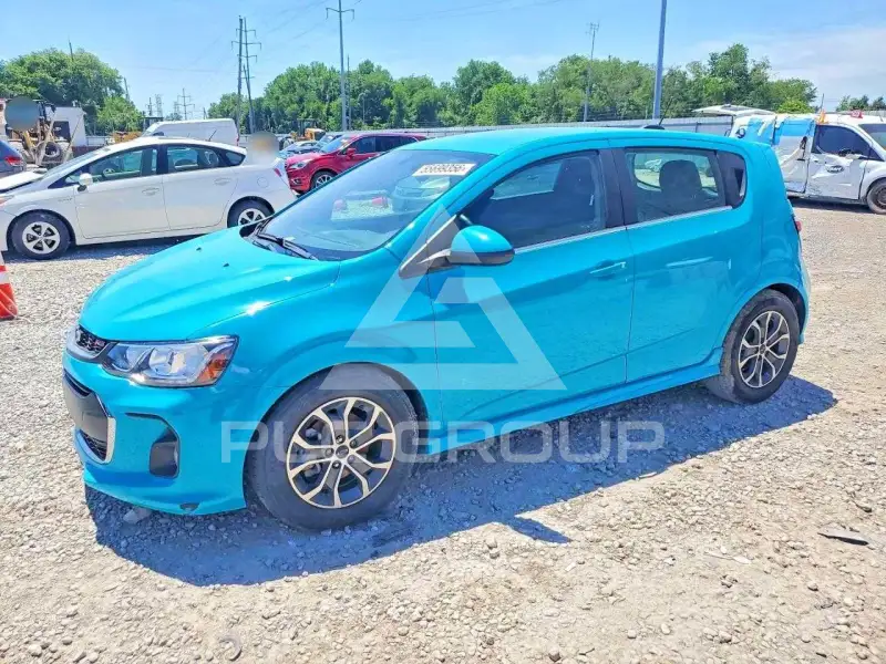 2020 Chevrolet Sonic фото