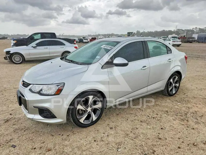 2020 Chevrolet Sonic фото