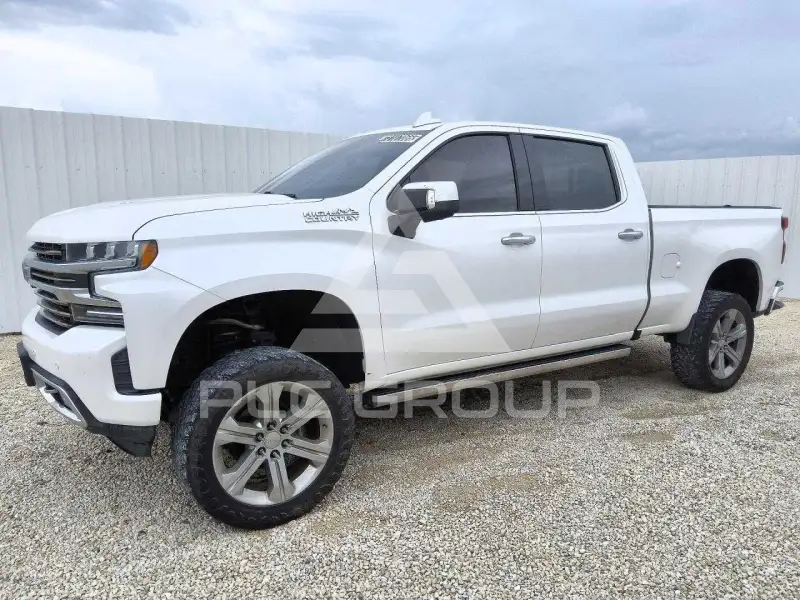 2020 Chevrolet Silverado фото