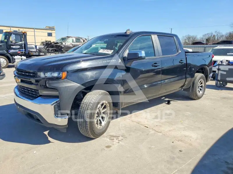 2020 Chevrolet Silverado photo
