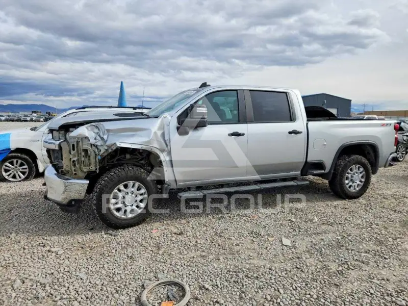 2020 Chevrolet Silverado фото
