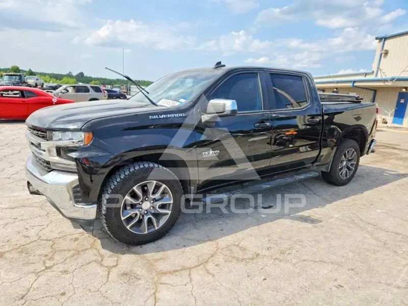 2020 Chevrolet Silverado photo