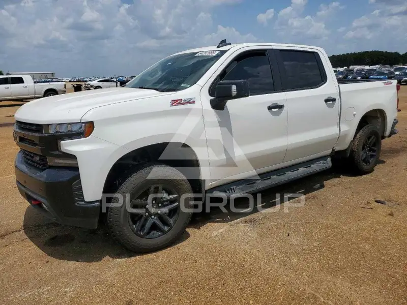 2020 Chevrolet Silverado photo