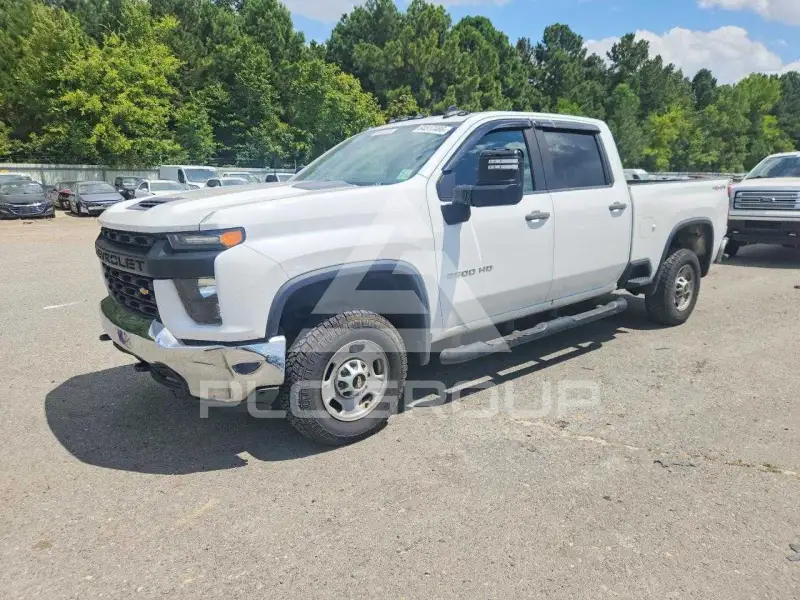 2020 Chevrolet Silverado photo