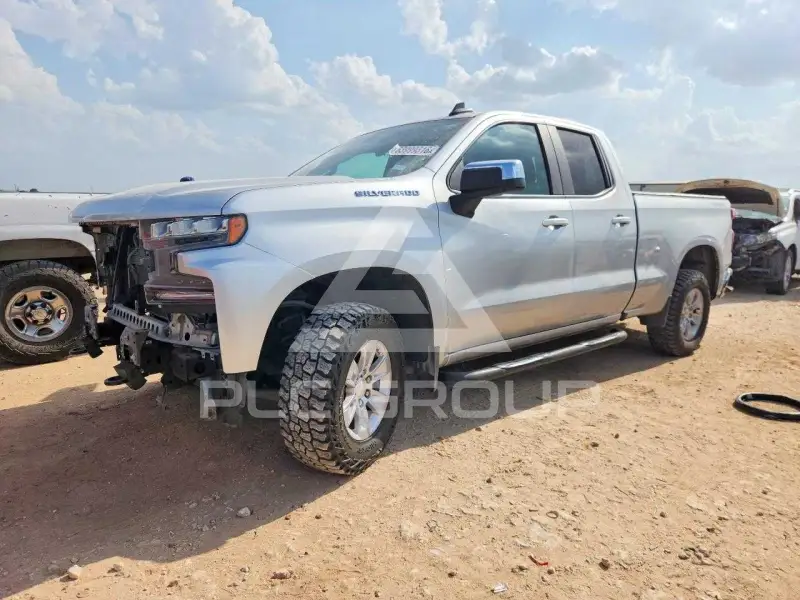 2020 Chevrolet Silverado photo