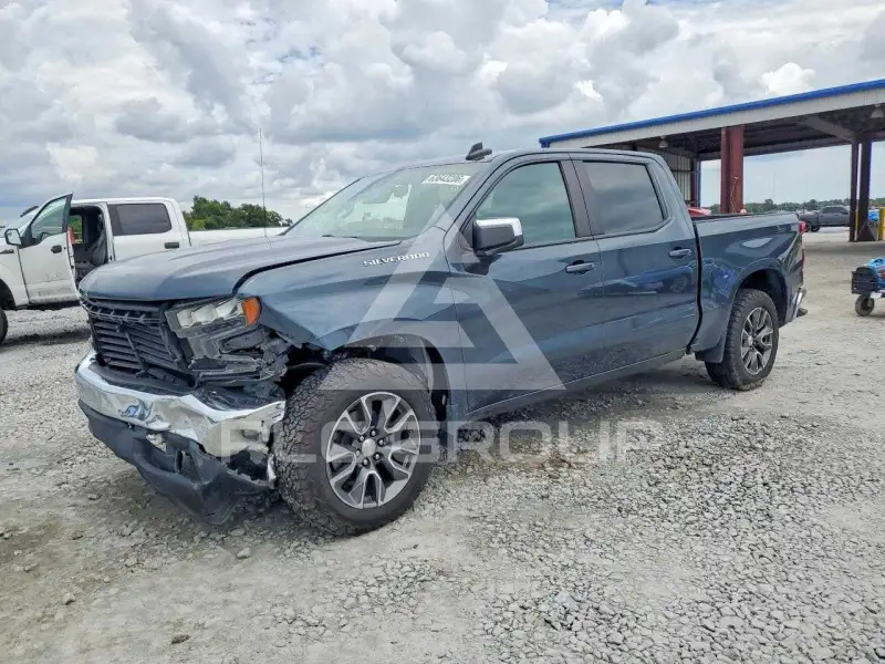 2020 Chevrolet Silverado photo
