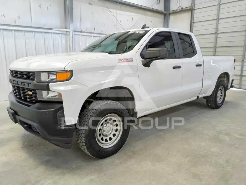 2020 Chevrolet Silverado photo