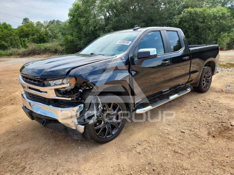 2020 Chevrolet Silverado photo