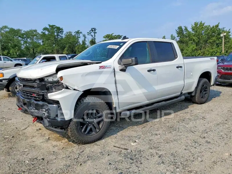 2020 Chevrolet Silverado photo