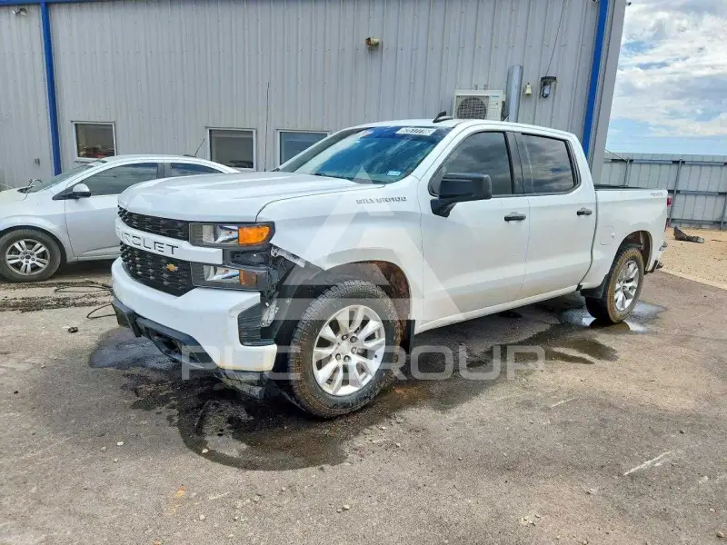 2020 Chevrolet Silverado photo