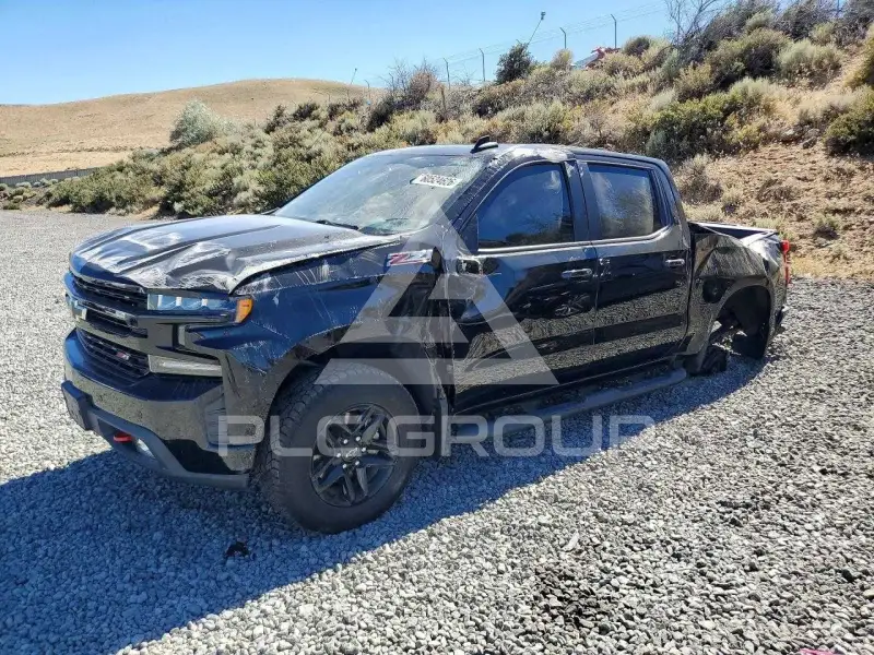 2020 Chevrolet Silverado photo