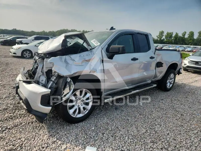 2020 Chevrolet Silverado photo