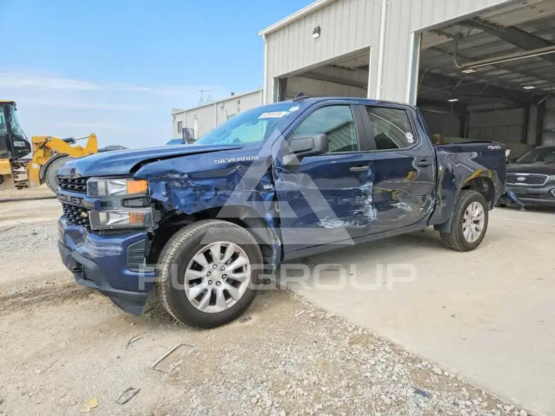 2020 Chevrolet Silverado photo