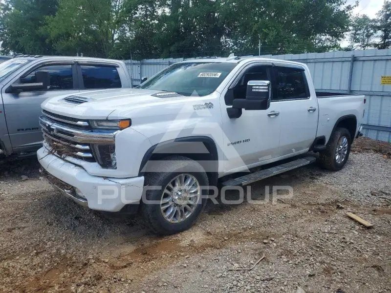 2020 Chevrolet Silverado photo