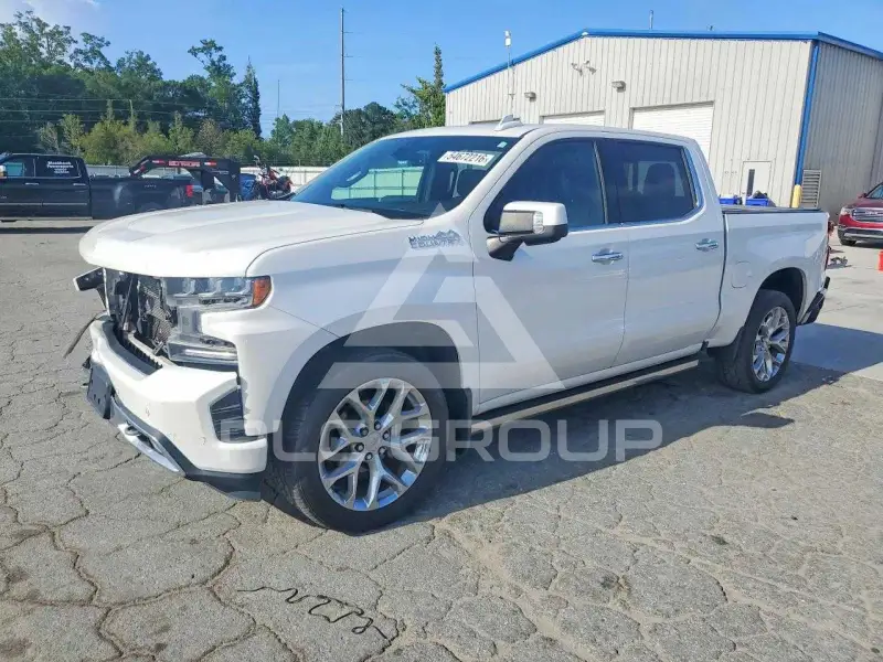 2020 Chevrolet Silverado photo