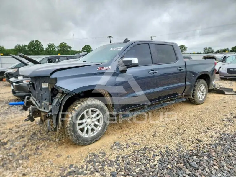 2020 Chevrolet Silverado photo