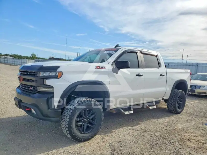 2020 Chevrolet Silverado photo