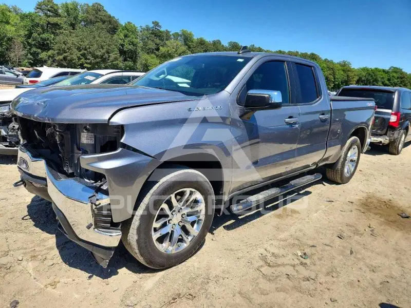 2020 Chevrolet Silverado photo