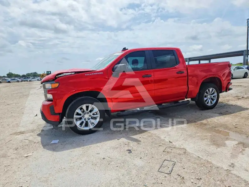 2020 Chevrolet Silverado photo