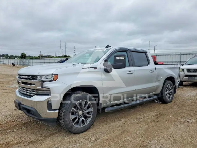 2020 Chevrolet Silverado photo