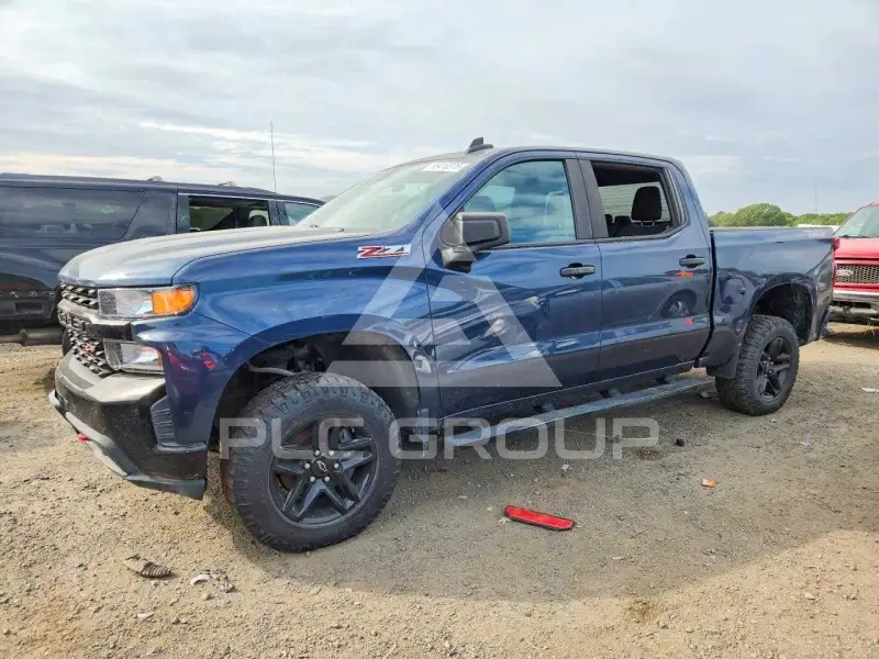 2020 Chevrolet Silverado photo