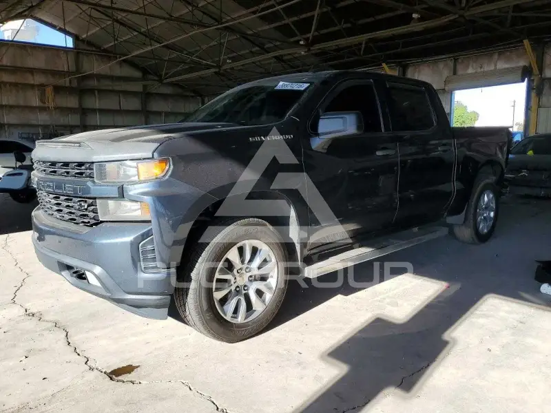 2020 Chevrolet Silverado photo