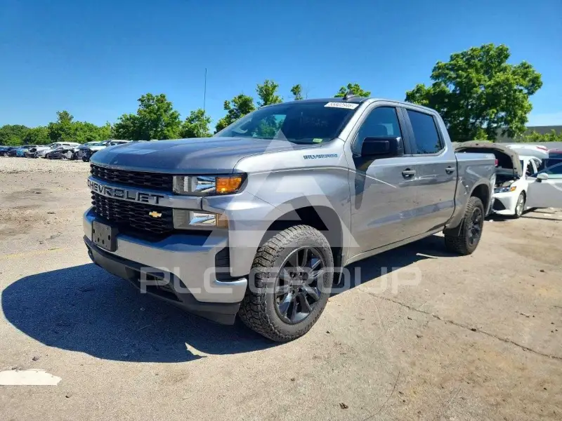 2020 Chevrolet Silverado photo