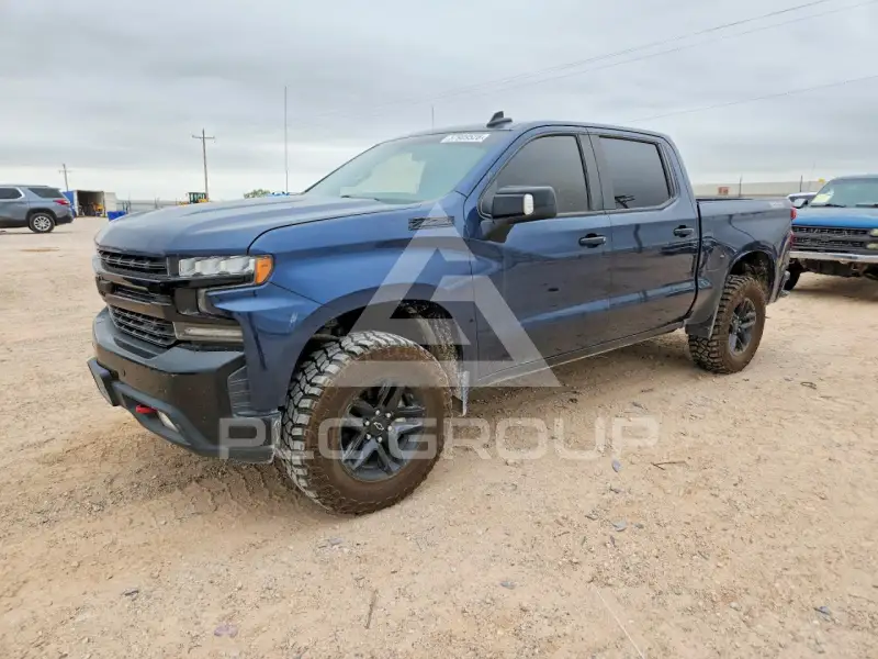 2020 Chevrolet Silverado photo