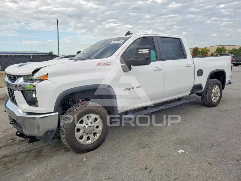2020 Chevrolet Silverado фото