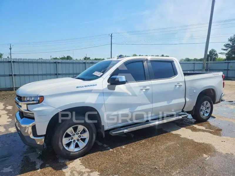 2020 Chevrolet Silverado photo