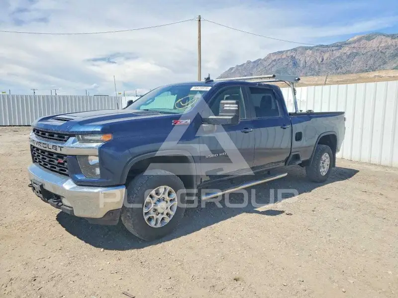 2020 Chevrolet Silverado photo