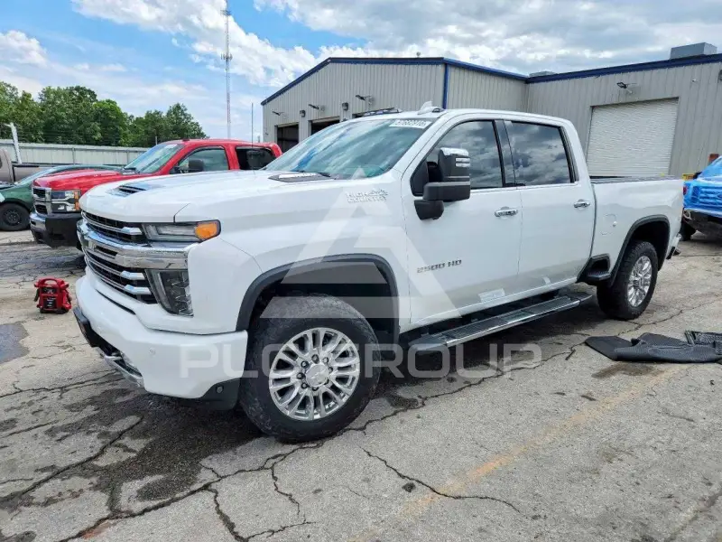 2020 Chevrolet Silverado photo