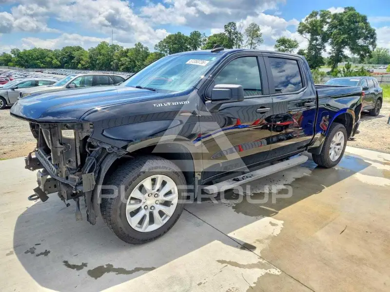 2020 Chevrolet Silverado photo