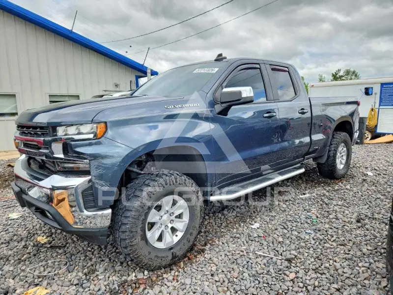 2020 Chevrolet Silverado photo