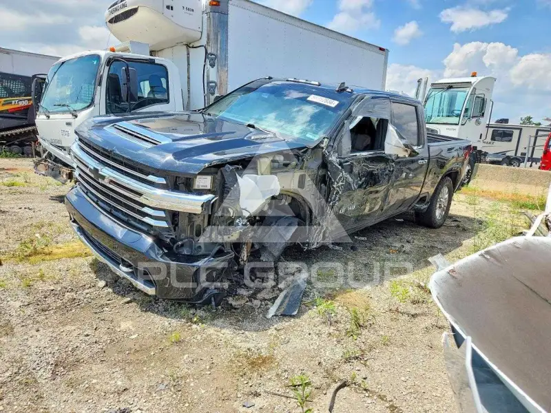 2020 Chevrolet Silverado photo