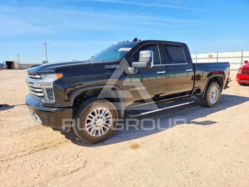 2020 Chevrolet Silverado photo