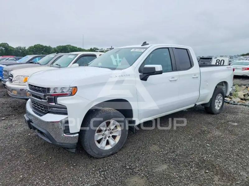 2020 Chevrolet Silverado photo