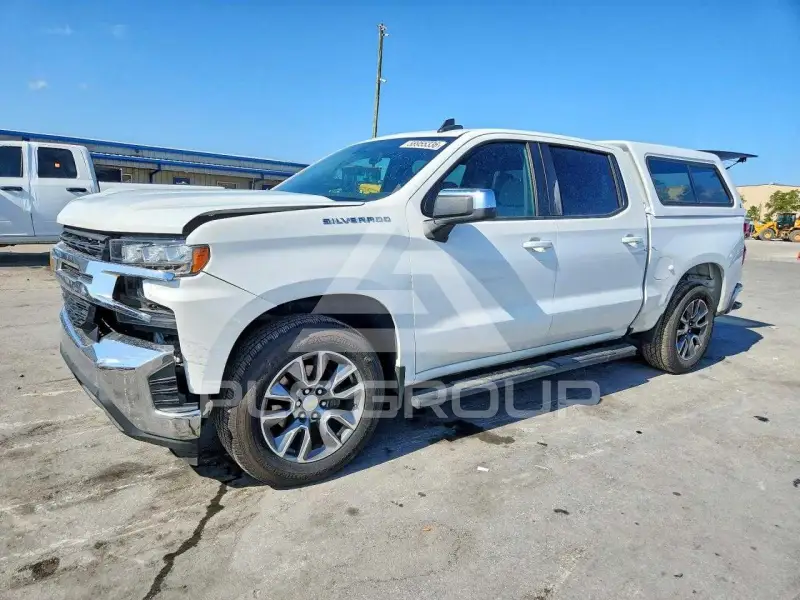 2020 Chevrolet Silverado photo