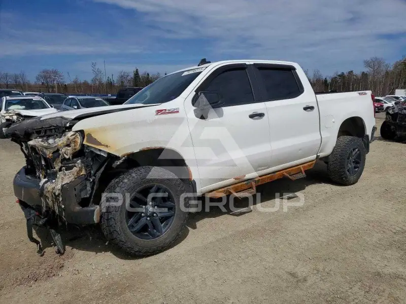 2020 Chevrolet Silverado photo