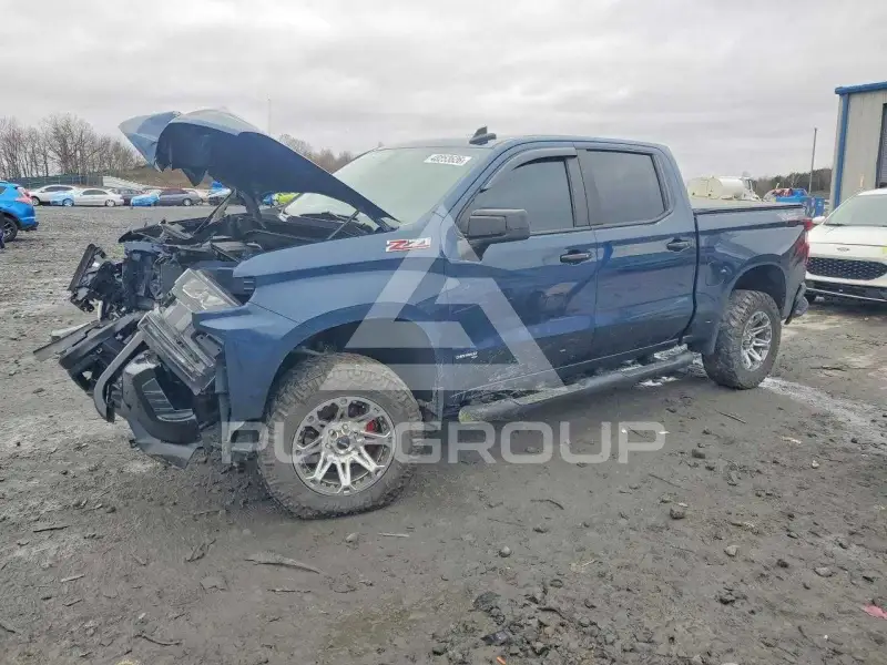 2020 Chevrolet Silverado photo