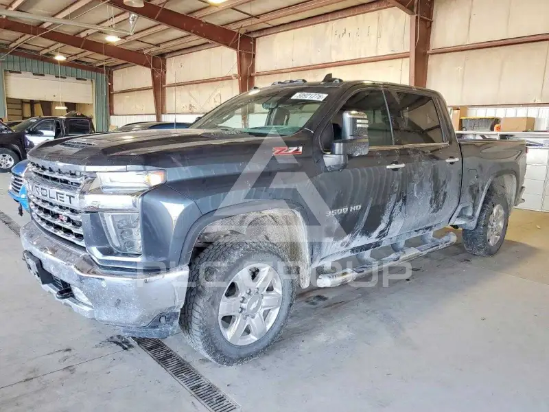 2020 Chevrolet Silverado photo