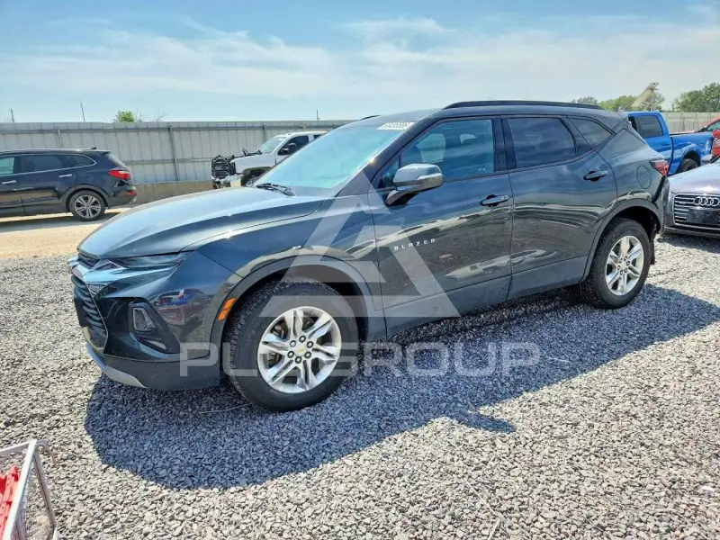 2020 Chevrolet Blazer photo