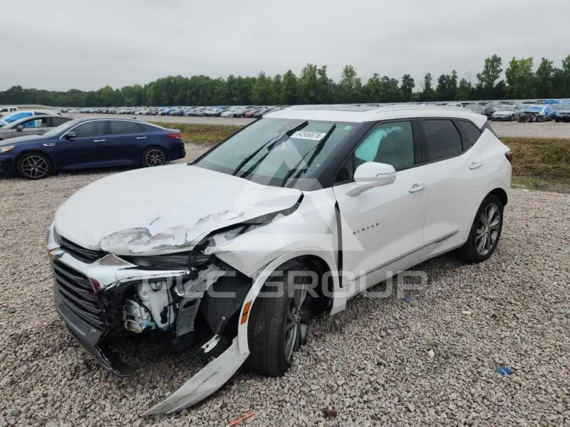2020 Chevrolet Blazer photo