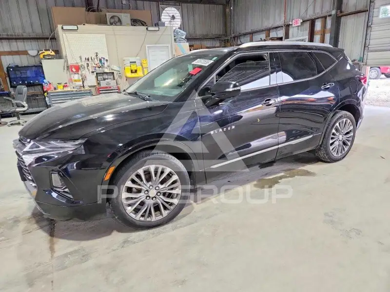 2020 Chevrolet Blazer photo