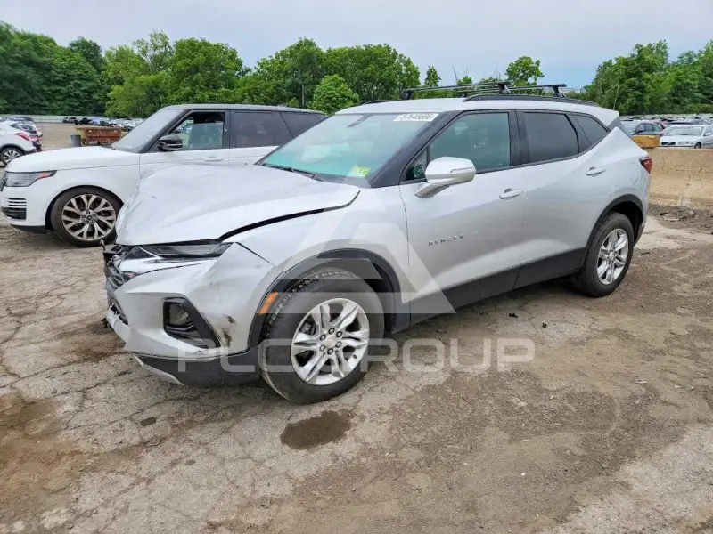2020 Chevrolet Blazer photo