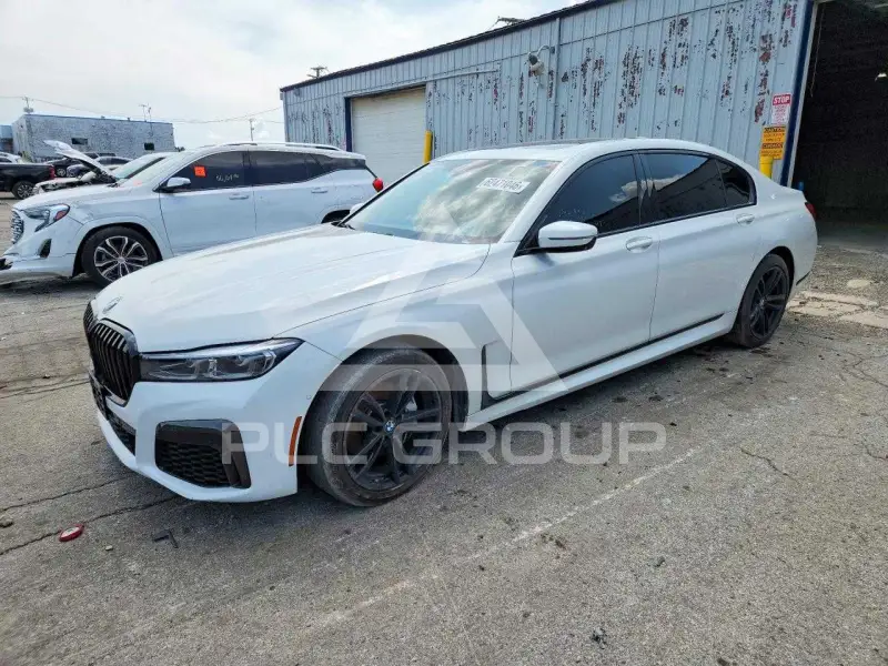 2020 BMW 740 фото