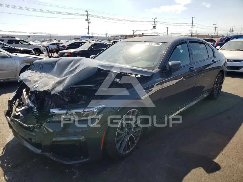 2020 BMW 740 фото