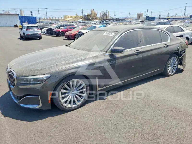 2020 BMW 740 фото