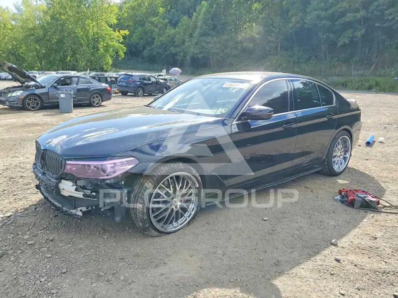 2020 BMW 530 photo